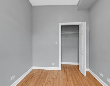 3421 W Armitage Avenue - Photo Thumbnail 5