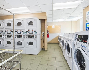 2870 Pharr Court South Nw - Photo Thumbnail 21