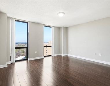 2870 Pharr Court South Nw - Photo Thumbnail 12