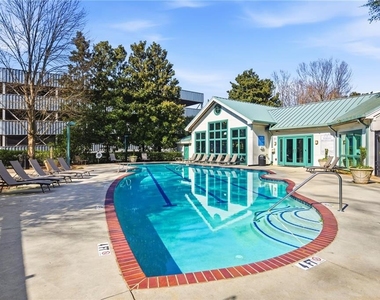 2870 Pharr Court South Nw - Photo Thumbnail 19