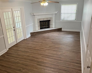4960 Cold Springs Drive Nw - Photo Thumbnail 5