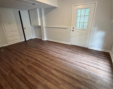 4960 Cold Springs Drive Nw - Photo Thumbnail 8