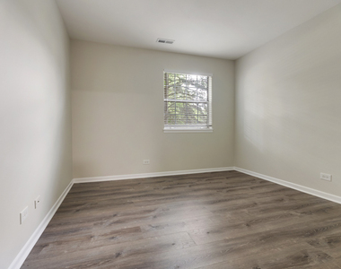 557 E Shag Bark Lane - Photo Thumbnail 9