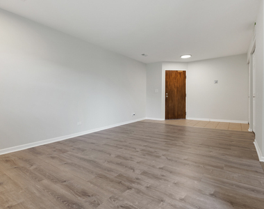 557 E Shag Bark Lane - Photo Thumbnail 10