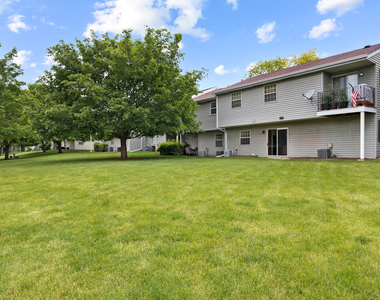 557 E Shag Bark Lane - Photo Thumbnail 13