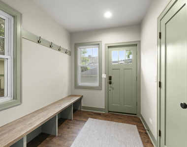 285 Hill Avenue - Photo Thumbnail 5
