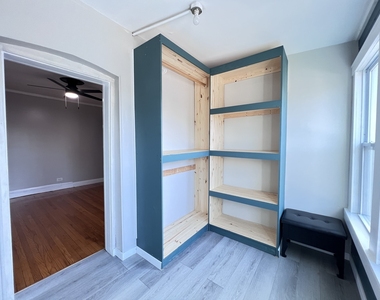 5350 W Crystal Street - Photo Thumbnail 42