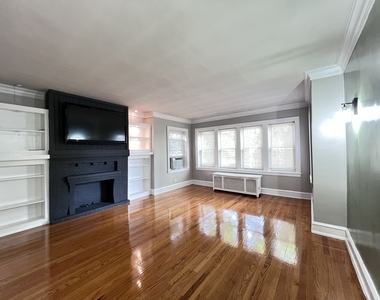 5350 W Crystal Street - Photo Thumbnail 2
