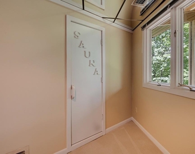 130 Huntcliff Point Ne - Photo Thumbnail 40