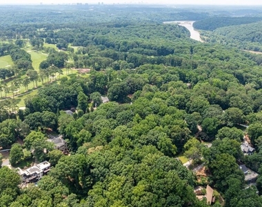 130 Huntcliff Point Ne - Photo Thumbnail 58