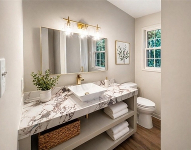 640 Smithstone Road Se - Photo Thumbnail 10