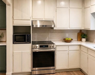 640 Smithstone Road Se - Photo Thumbnail 12