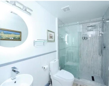 195 Creekside Park Drive - Photo Thumbnail 12