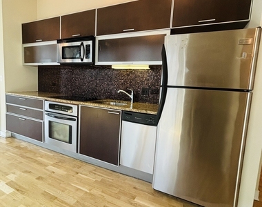 660 W Wayman Street - Photo Thumbnail 3
