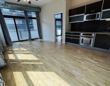 660 W Wayman Street - Photo Thumbnail 4