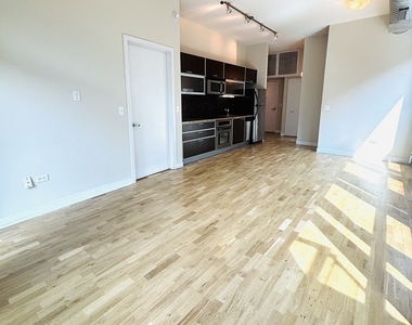 660 W Wayman Street - Photo Thumbnail 7