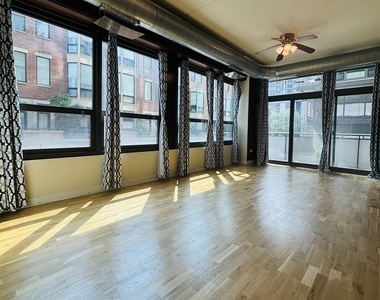 660 W Wayman Street - Photo Thumbnail 1