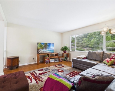 40 S Maywood Road - Photo Thumbnail 3