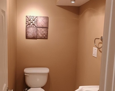 2508 Yarrow Lane - Photo Thumbnail 31