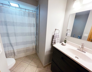 2508 Yarrow Lane - Photo Thumbnail 8