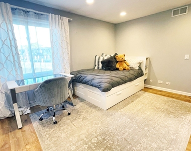 2508 Yarrow Lane - Photo Thumbnail 19
