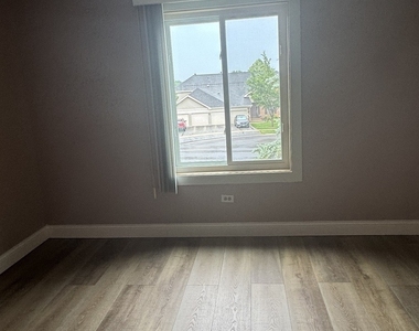 871 Cross Creek Court - Photo Thumbnail 30