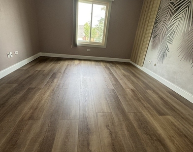 871 Cross Creek Court - Photo Thumbnail 23