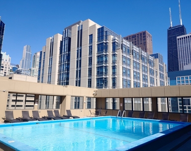 233 E Erie Street - Photo Thumbnail 19