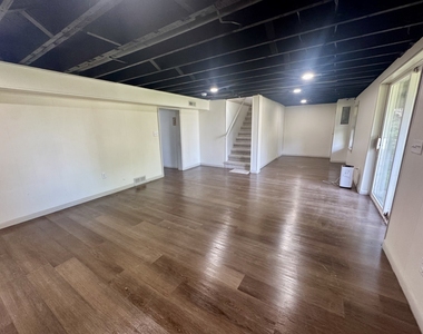 2518 13th Street - Photo Thumbnail 10