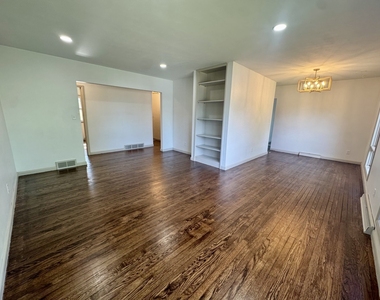 2518 13th Street - Photo Thumbnail 2