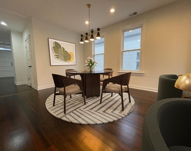 3237 N Ridgeway Avenue - Photo Thumbnail 3
