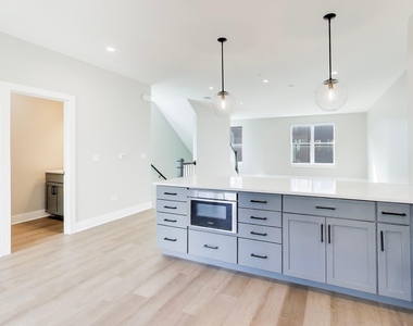 5424 Old Orchard Road - Photo Thumbnail 6