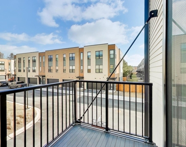 5424 Old Orchard Road - Photo Thumbnail 26
