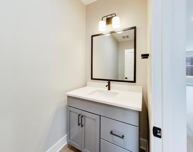 5424 Old Orchard Road - Photo Thumbnail 7