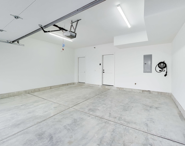 5424 Old Orchard Road - Photo Thumbnail 30