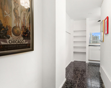 3550 N Lake Shore Drive - Photo Thumbnail 1