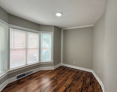705 North Avenue - Photo Thumbnail 4