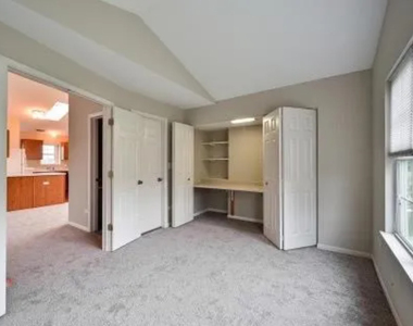 2919 Rutland Circle - Photo Thumbnail 5