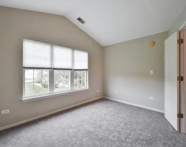 2919 Rutland Circle - Photo Thumbnail 6