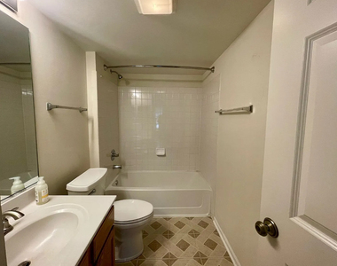 2219 Waterleaf Court - Photo Thumbnail 10
