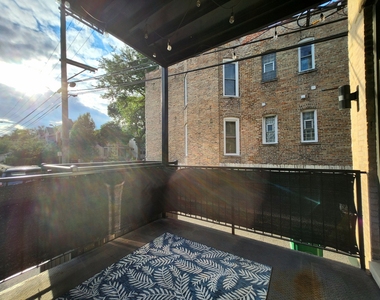 3228 W Palmer Street - Photo Thumbnail 2