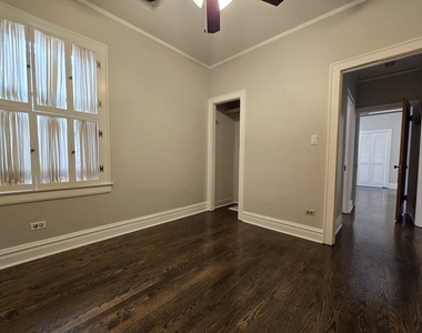 4231 N Marmora Avenue - Photo Thumbnail 10
