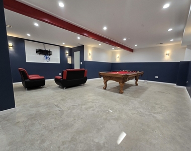 4231 N Marmora Avenue - Photo Thumbnail 19