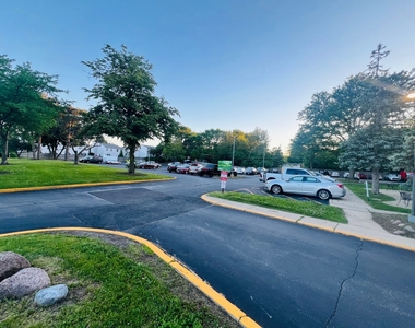 1750 N Marywood Avenue - Photo Thumbnail 22