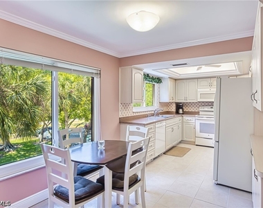 7402 Lake Breeze Drive - Photo Thumbnail 3