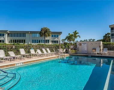 7402 Lake Breeze Drive - Photo Thumbnail 43