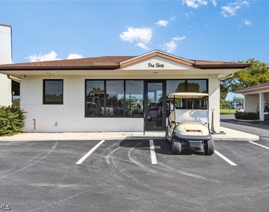 7402 Lake Breeze Drive - Photo Thumbnail 49