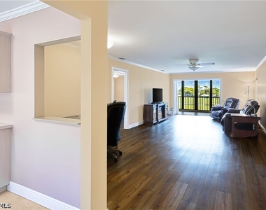 7402 Lake Breeze Drive - Photo Thumbnail 7