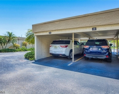 7402 Lake Breeze Drive - Photo Thumbnail 27