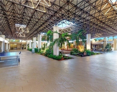 7402 Lake Breeze Drive - Photo Thumbnail 32